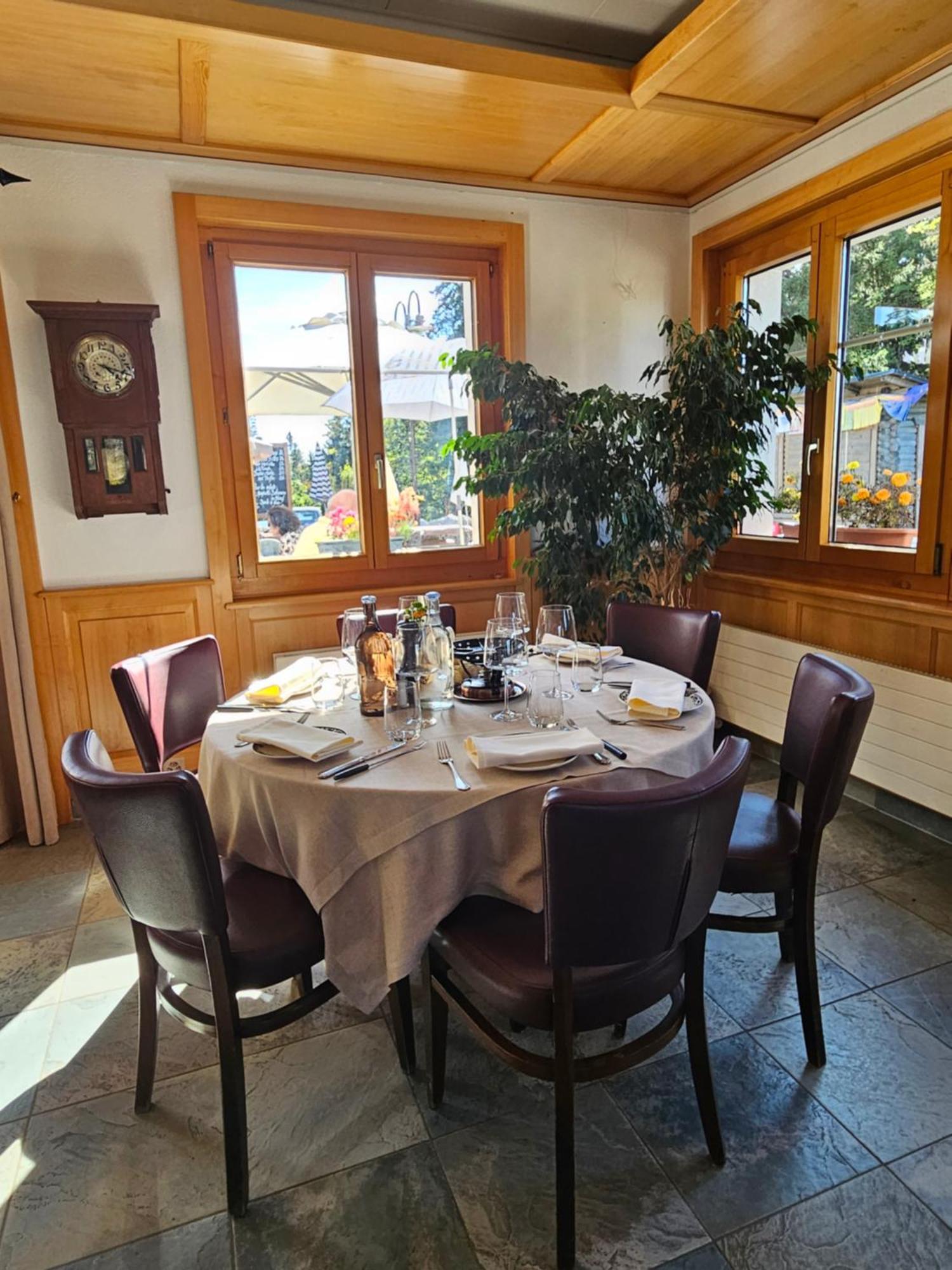 Hotel Restaurant Du Marchairuz Le Brassus Exteriér fotografie
